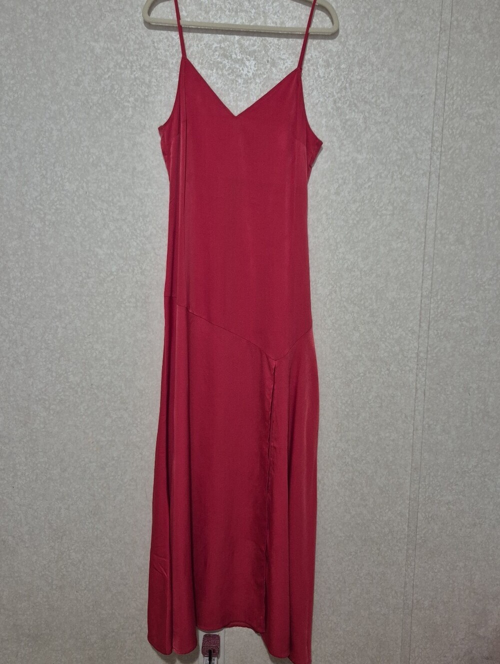LULUS Red Satin  Slip Maxi Dress with V-Neck..Size:L